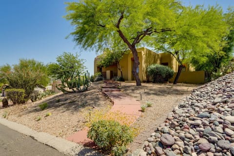 Fountain Hills Vacation Rental with Outdoor Kitchen! Haus in Fountain Hills