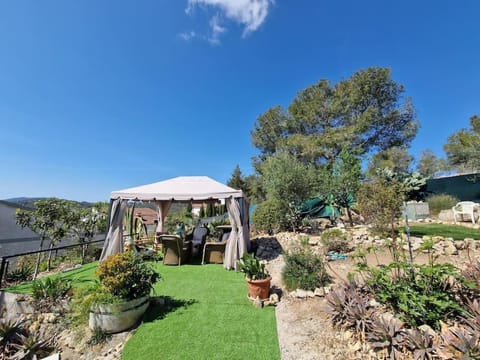 Garden, Balcony/Terrace