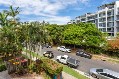 Beautifully Renovated Maroochydore Beach Apartment Condo in Maroochydore