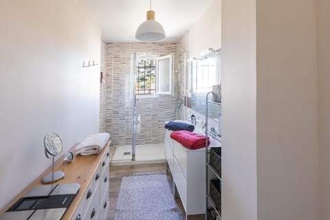Cibelle - Charmante maison avec terrasse House in Béziers