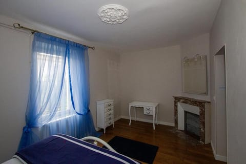 L'Escale Apartment in Bourges