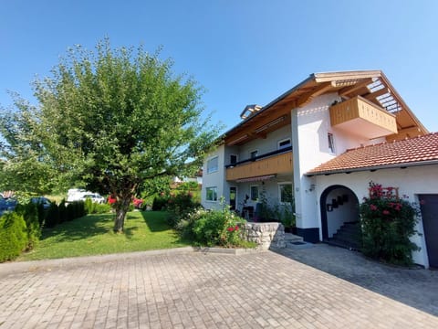 Gästehaus Hochgern Apartment in Grassau