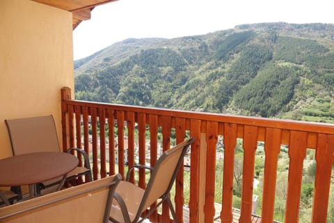 Natural landscape, View (from property/room), Balcony/Terrace, Mountain view