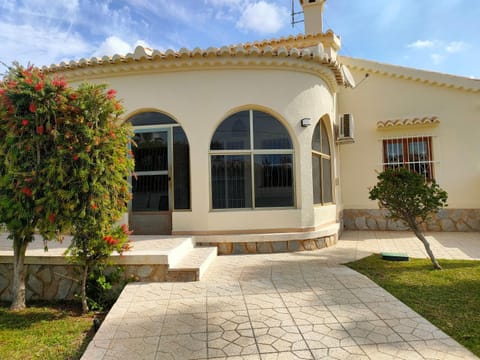 Facade/entrance, Garden view