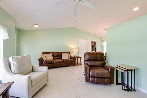 North Port Vacation Rental with Private Pool! Casa in North Port