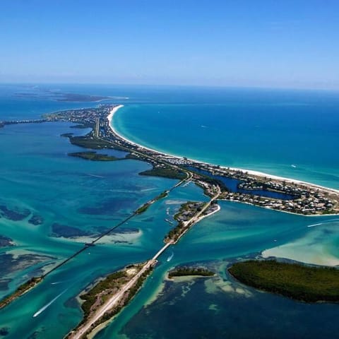 Beautiful Canal & Gulf Waterfront Home Haus in Rotonda West