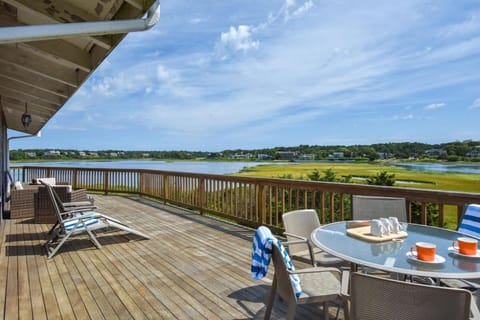 16612 - Stunning Home with Wraparound Deck Views of Bucks Creek and Nantucket Sound Casa in Harwich