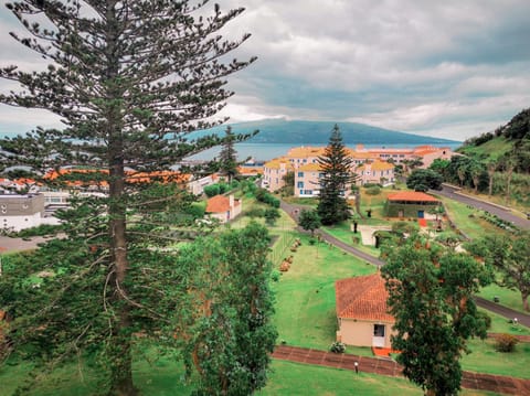 View (from property/room), View (from property/room), Mountain view, Sea view