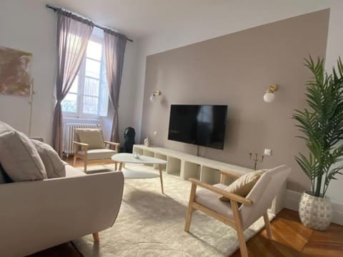Appartement - 2 chambres - Parking privé - Calme Apartamento in Mazamet