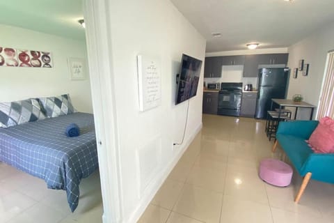 420 Friendly Little Havana Cozy and Comfy Apt Casa in Coral Gables