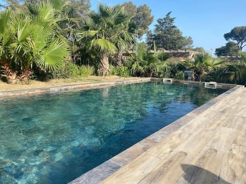 Appartement de standing avec piscine et plage à pieds Apartment in La Croix-Valmer