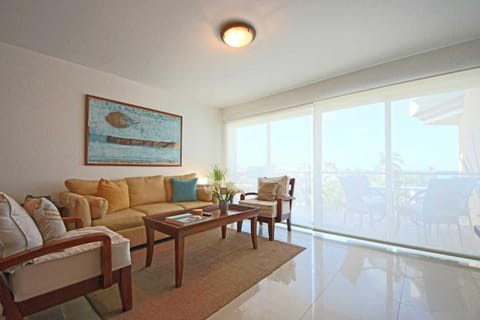 Brisas del Mar Two-bedroom condo House in Noord