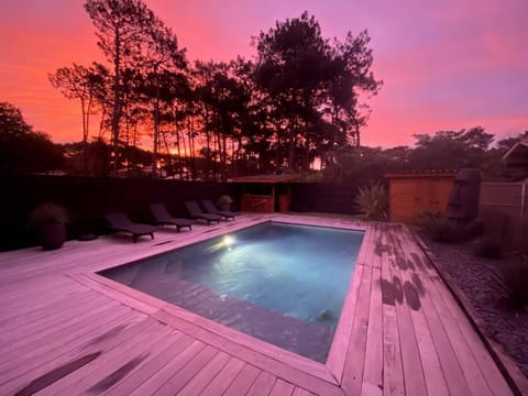 Natural landscape, Pool view, Swimming pool, Swimming pool, Sunrise, sunbed