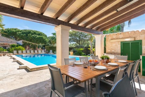 New! Villa Ses Rodes, Pool, Wifi, Bbq, Jacuzzi Villa in Portocolom