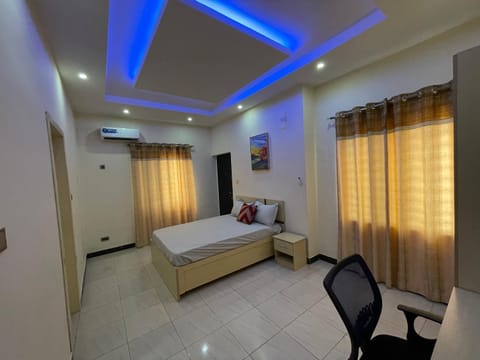 Lovadek Spacious Apartment Copropriété in Lagos