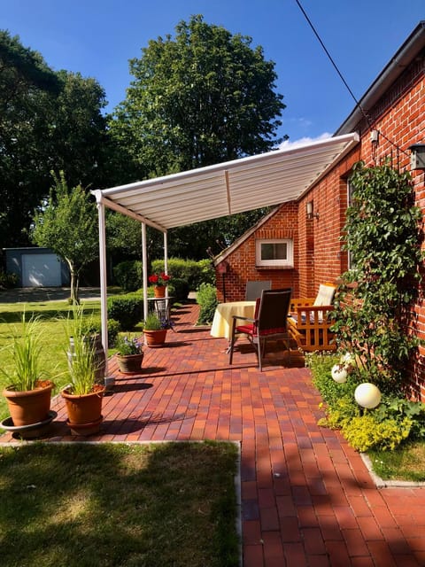 Day, Garden, Balcony/Terrace, Garden view