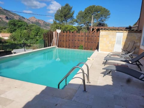 Patio, Mountain view, Swimming pool