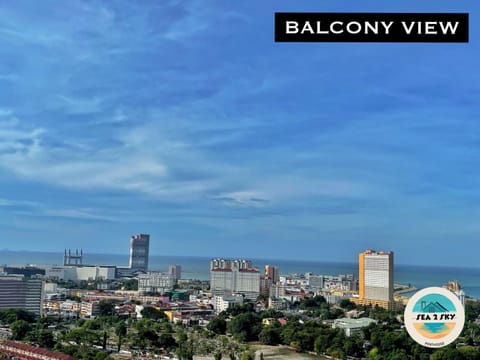 Day, Natural landscape, Bird's eye view, View (from property/room), City view, Sea view