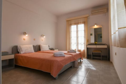 Chrys Marie Studios Apartment hotel in Samos Prefecture