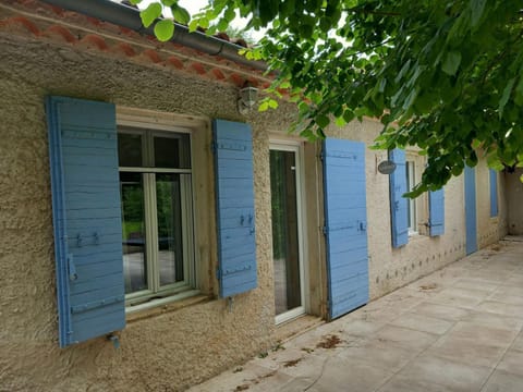 Le Petit Mas des Alpilles en Provence House in Tarascon
