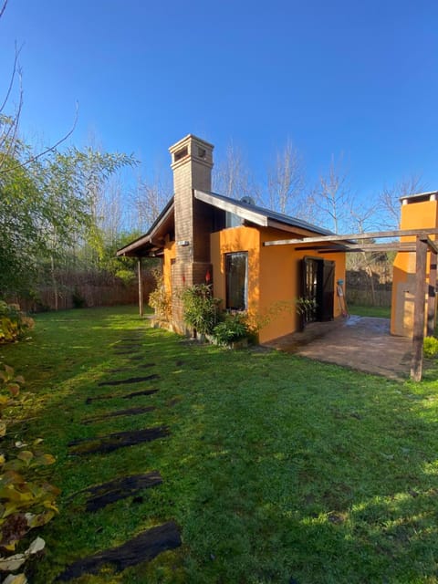 Property building, Day, Garden, Garden view