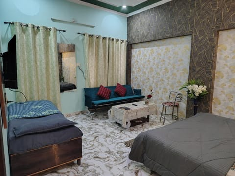 Banarasiya Homestay close to Banaras railway station Vacation rental in Varanasi