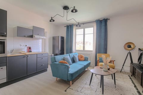 Design et Convivial avec parking gratuit Apartment in Villeurbanne