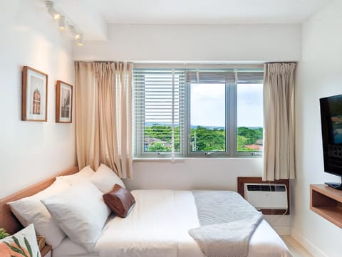 New Cozy Studio in Commonwealth Batasan, Katipunan Condo in Quezon City