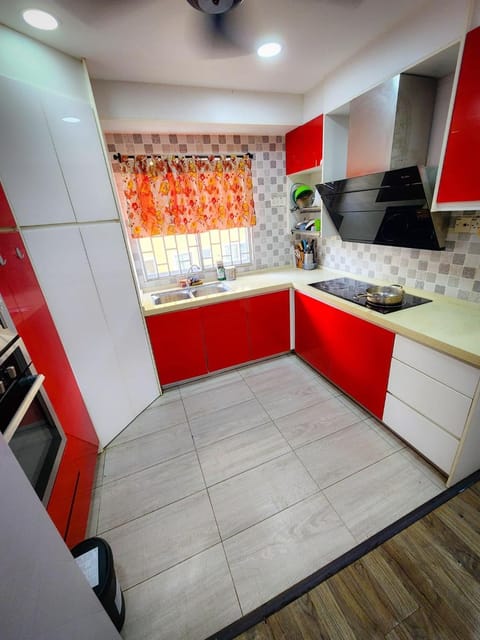 Kitchen or kitchenette, minibar, pet friendly, stove