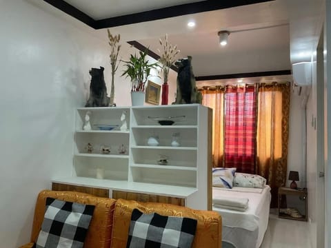 Antipolo Staycation & Transient Affordable Condo Unit By Myra Condo in Antipolo