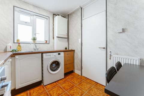 Holloway Road Double rooms - 5 Bed and Breakfast in London Borough of Islington