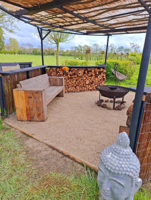 De luxe overkapping Bed and Breakfast in Middelburg