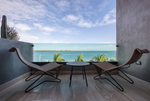 Day, Natural landscape, View (from property/room), Balcony/Terrace, Seating area, Beach, Sea view