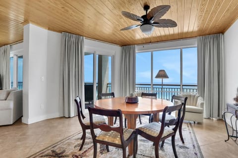 High Pointe W31 - Gulf Front Condo Apartment in Rosemary Beach