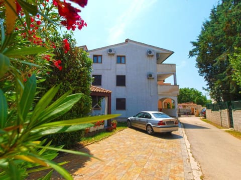 Ferienwohnung für 8 Personen ca 110 qm in Fažana, Istrien Istrische Riviera Apartment in Fažana