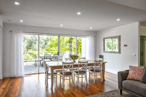 Perfect Location for Yarra Valley Dandenong Ranges Casa in Lilydale