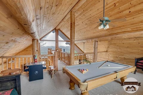 Snow Hill - Secluded with Mountain Views cabin House in Pittman Center