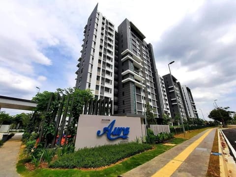 SYG 8 Aura Suite Putrajaya Studio Unit Condo in Putrajaya