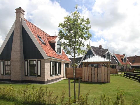 Holiday Home Wiringherlant-5 by Interhome House in Hippolytushoef
