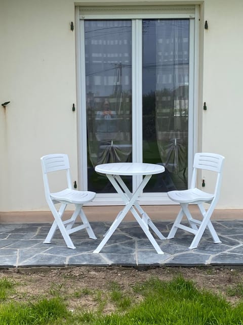 Chez Pierrot et Lucienne au bord de la mer House in Plouguerneau