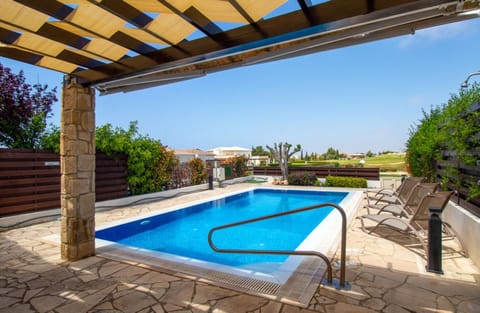 Patio, Day, Golfcourse, Pool view, Swimming pool, sunbed