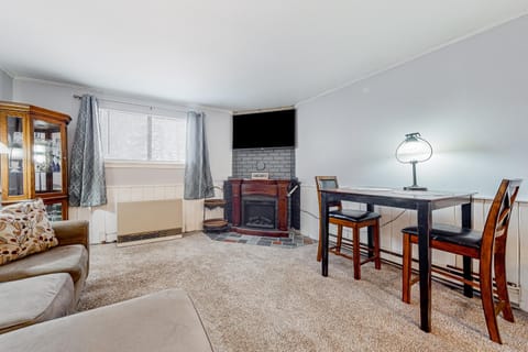 Downtown Beauty - Unit 1 Condo in North Conway