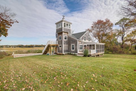 Unique Scituate Vacation Rental on Herring River! Maison in Scituate