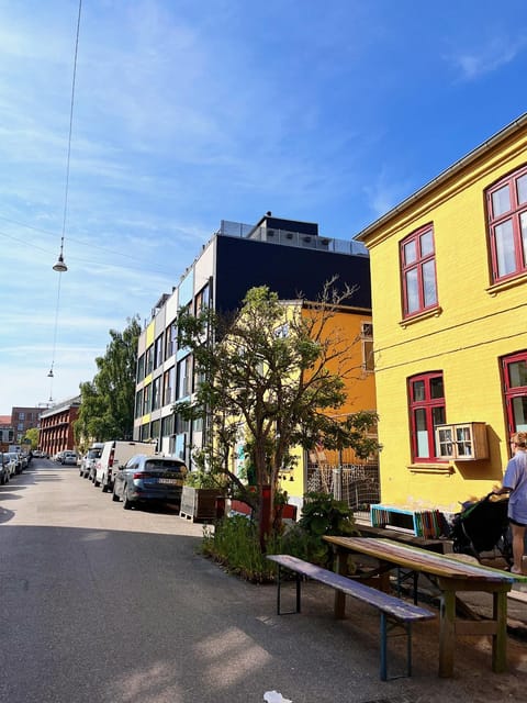 Property building, Neighbourhood, Street view