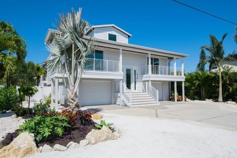 Four-Bedroom House House in Anna Maria Island