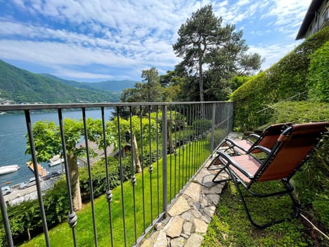 Natural landscape, Garden, Balcony/Terrace, Garden view, Lake view, Mountain view, sunbed