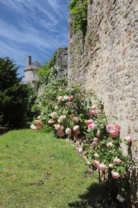 Les Deux Marguerite Übernachtung mit Frühstück in Alençon