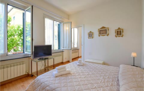 Lovely Apartment In Recco With Kitchen Condo in Recco