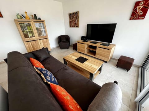 Appartement 3 pièces rénové, proche plage et côte sauvage avec jardin et parking - Quiberon - FR-1-478-252 Apartment in Quiberon