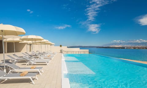 Pool view, Sea view, Swimming pool